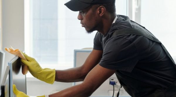 Nettoyage et entretien des locaux Nettoyage et entretien des locaux